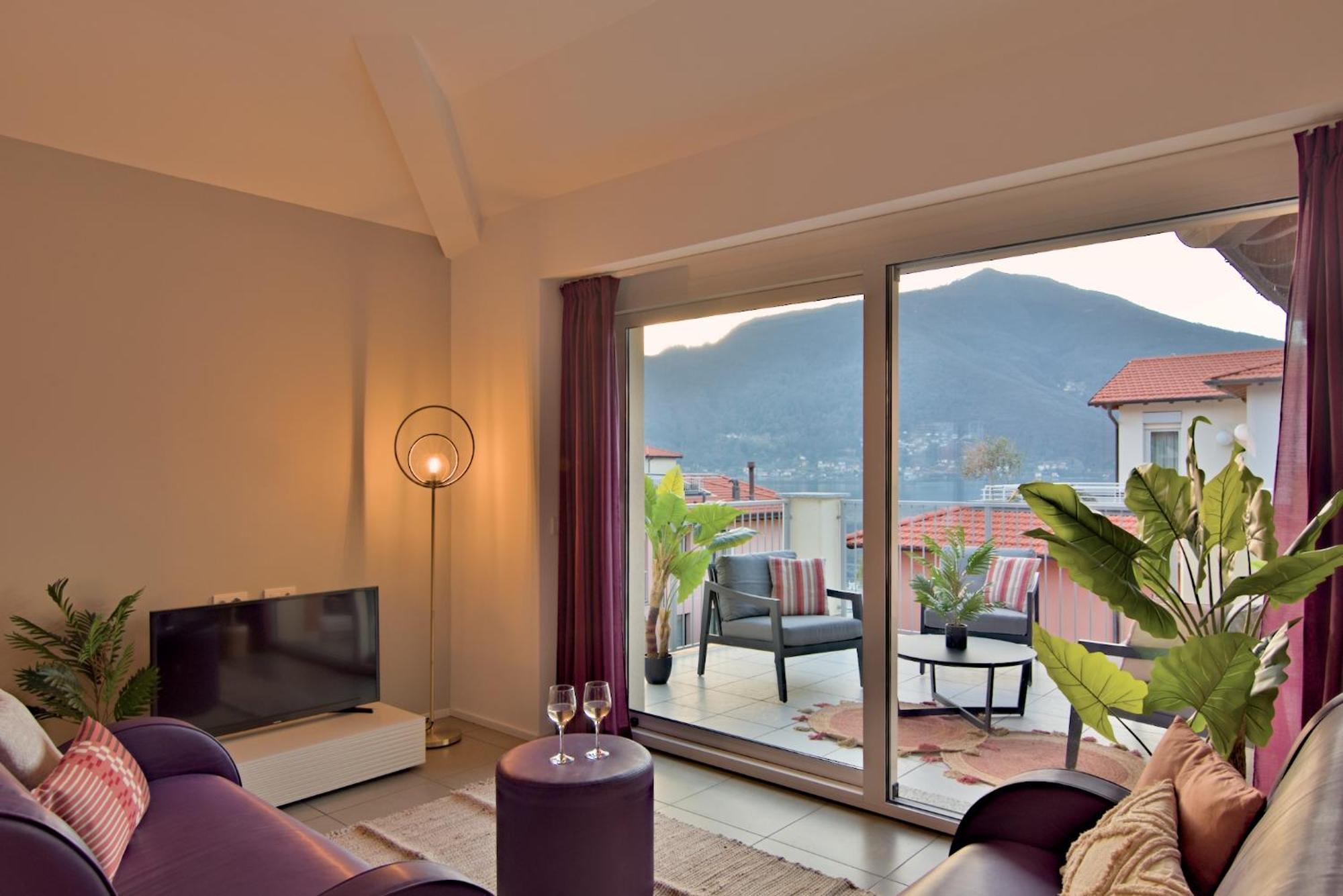 Golfo Gabella Lake Resort Maccagno Екстер'єр фото