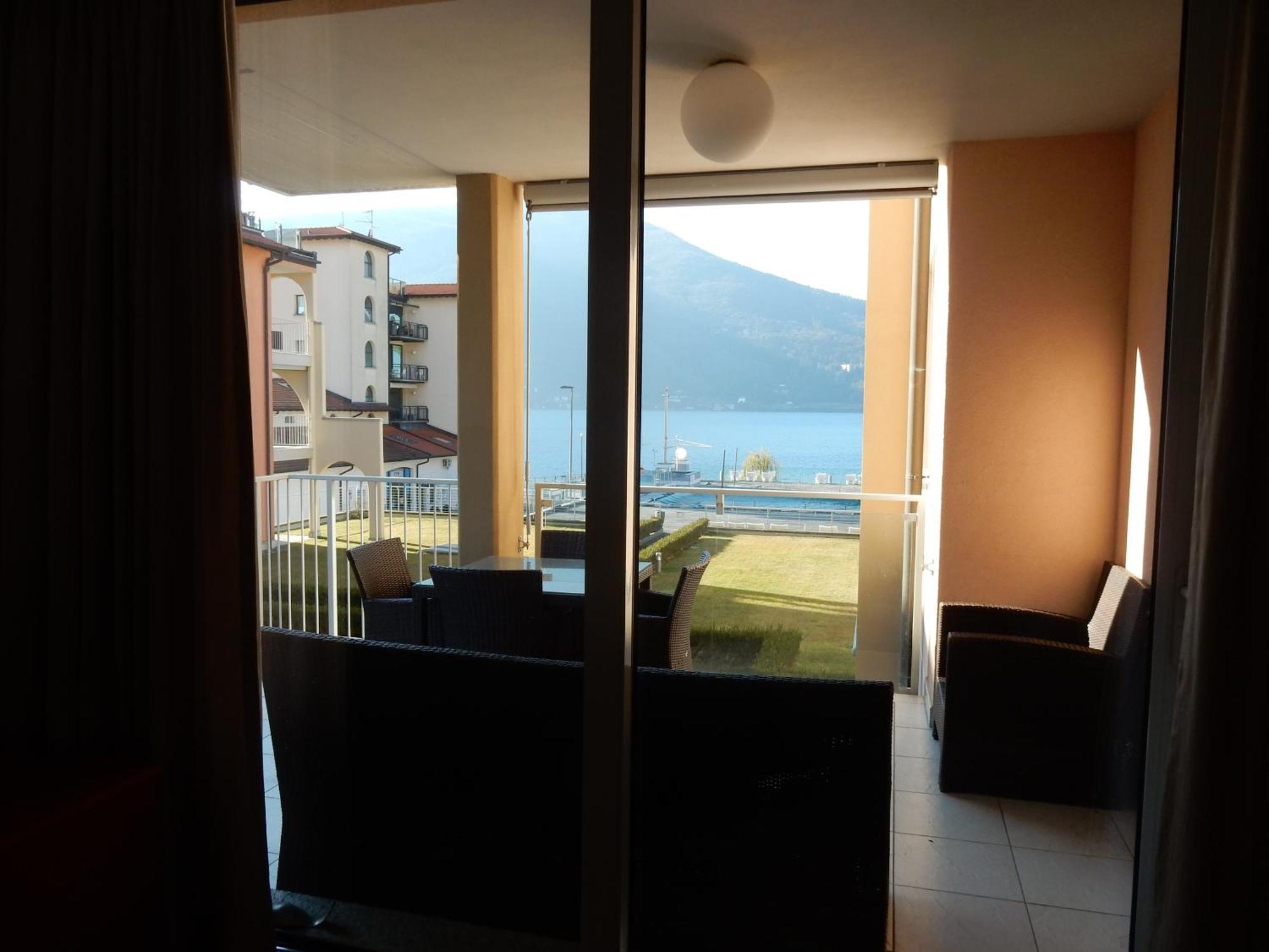 Golfo Gabella Lake Resort Maccagno Екстер'єр фото