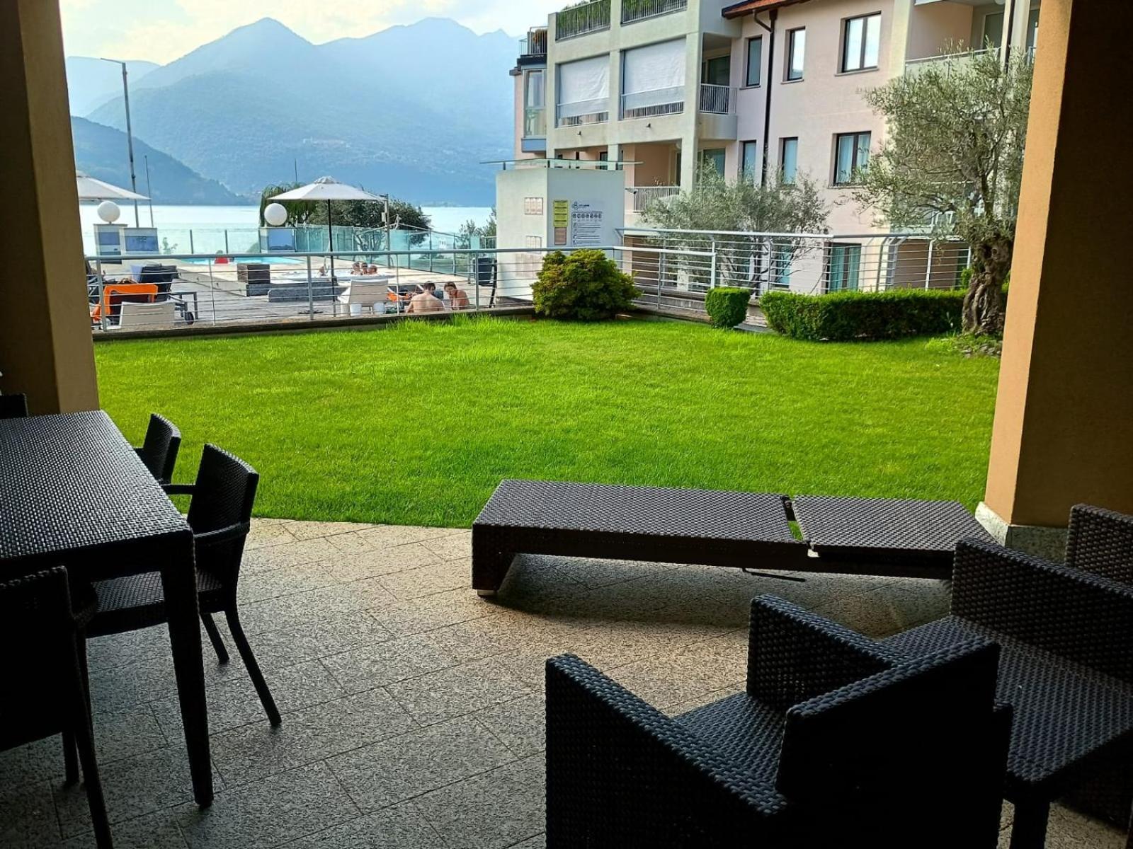 Golfo Gabella Lake Resort Maccagno Екстер'єр фото